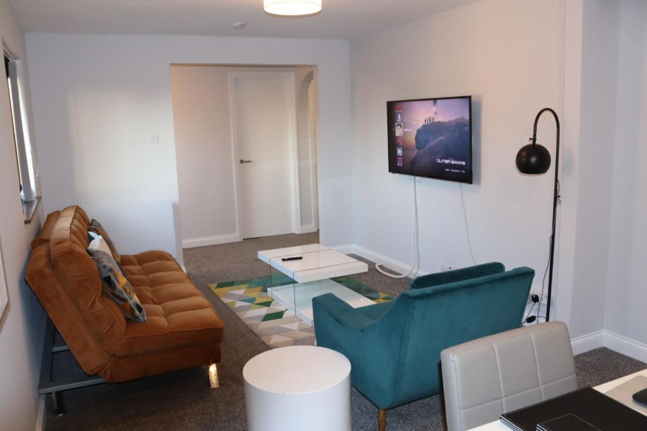 Garland Modern Apartment With Private Garden & Parking Dartford 5 Экстерьер фото