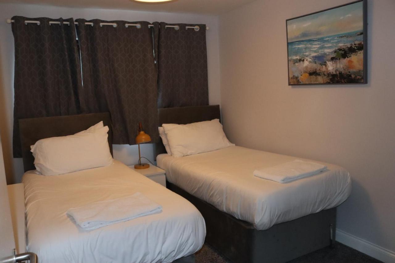 Garland Modern Apartment With Private Garden & Parking Dartford 5 Экстерьер фото