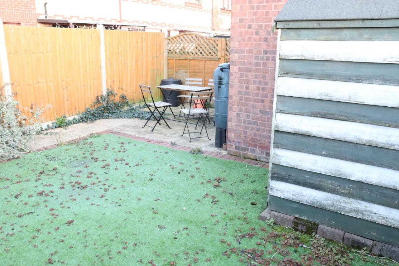 Garland Modern Apartment With Private Garden & Parking Dartford 5 Экстерьер фото