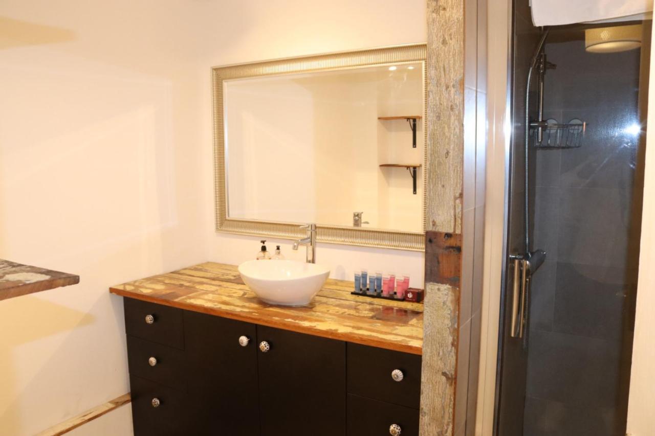 Garland Modern Apartment With Private Garden & Parking Dartford 5 Экстерьер фото